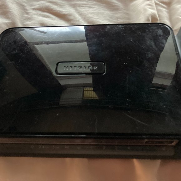 NETGEAR WNDR3700v3 N600 Dual Band Gigabit Router - Untested, As-Is - Picture 2 of 4